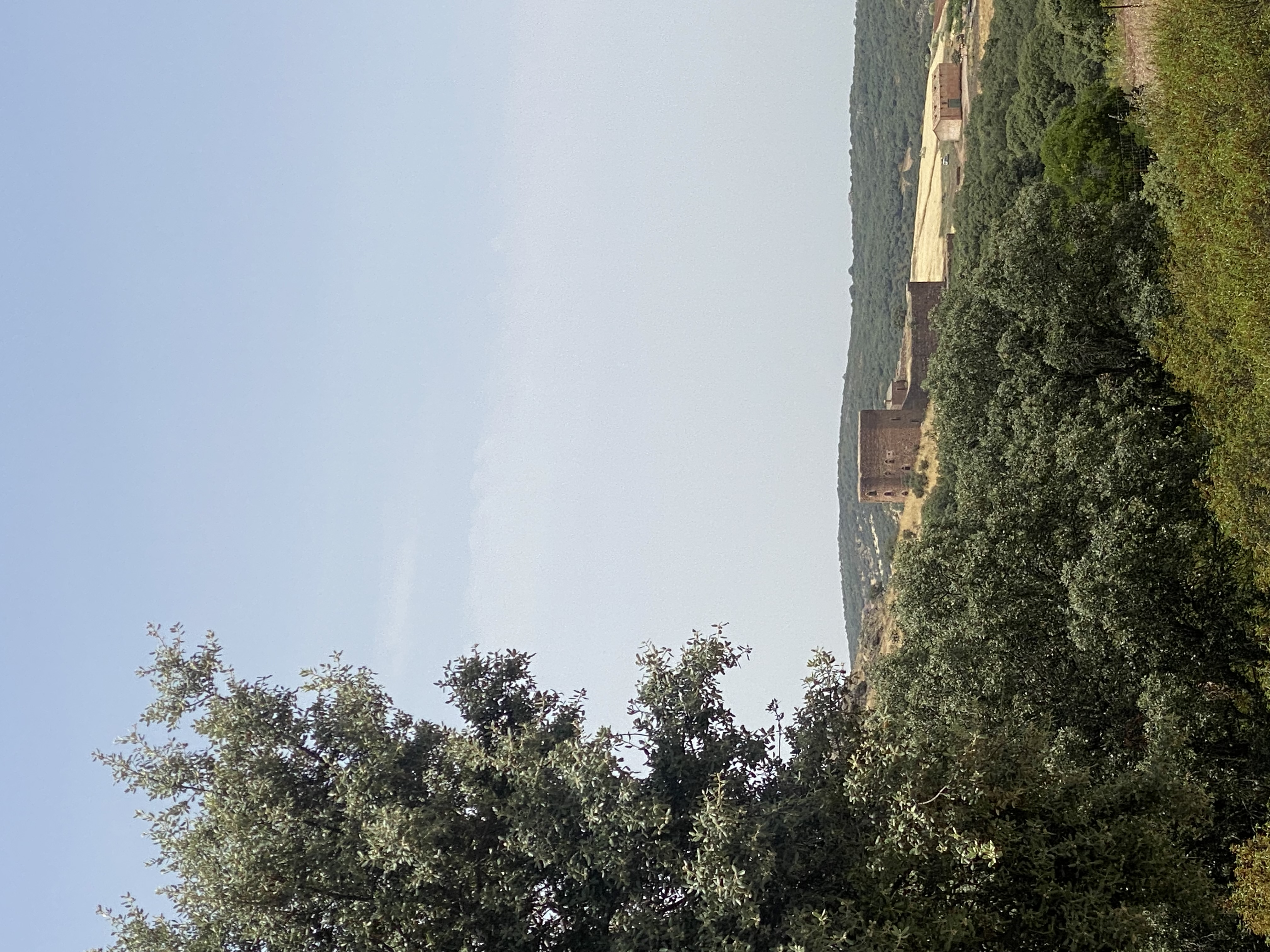 Vista de la finca y sus edificaciones